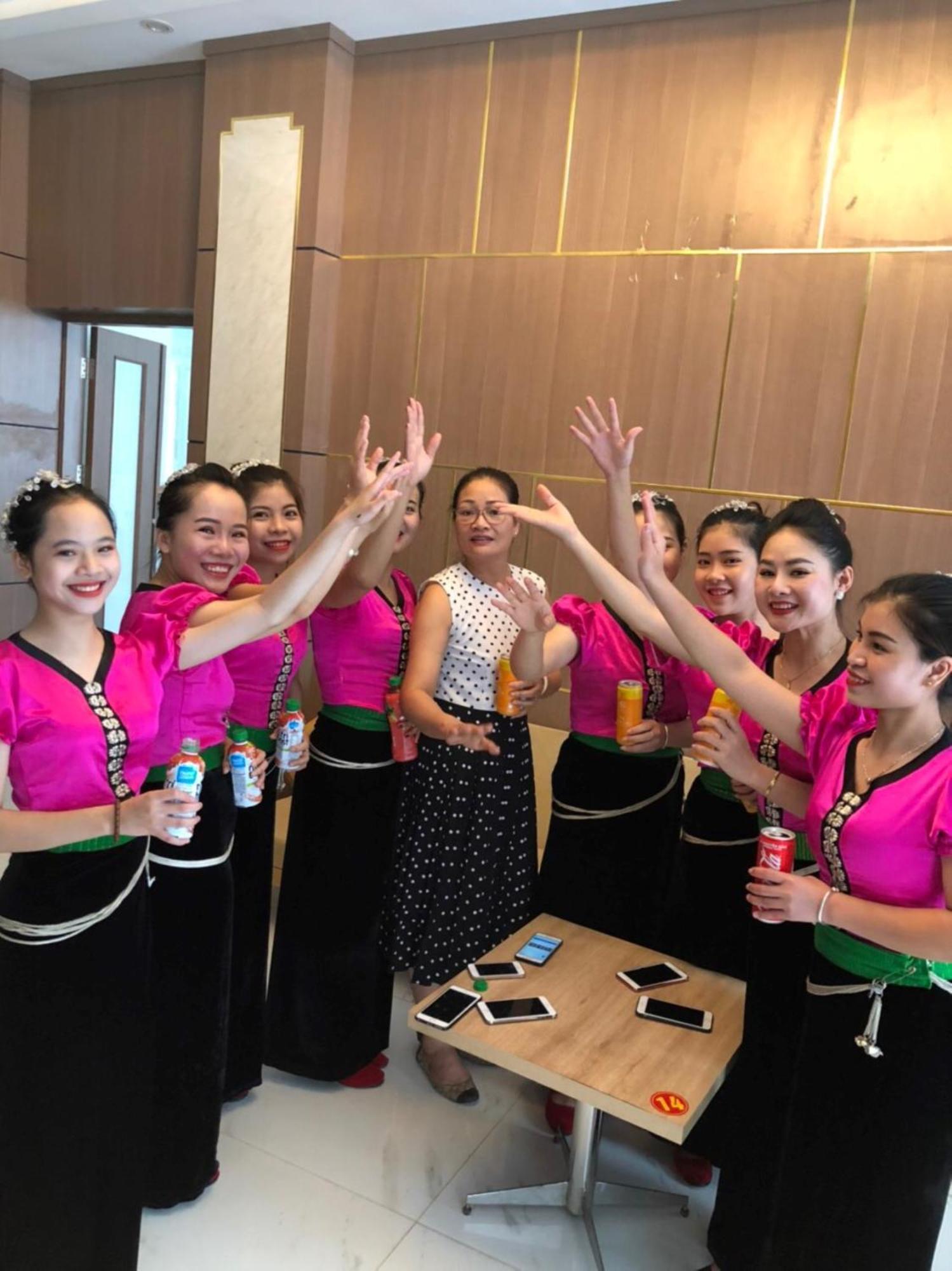 Hoa Hong Hotel Son La Eksteriør bilde